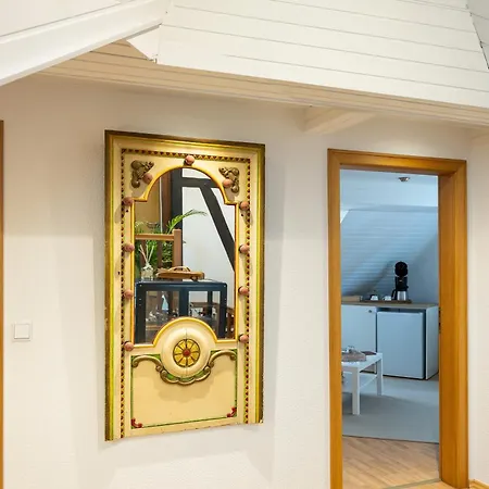 Zum Alten Turm 亨内夫
